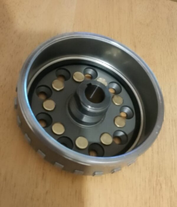 Vol Mag TNT25 (1) Volante Magnético Benelli TNT 25